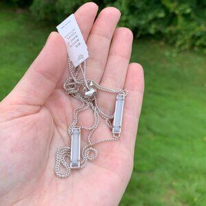 KENDRA SCOTT • Lilly Silver Y Necklace